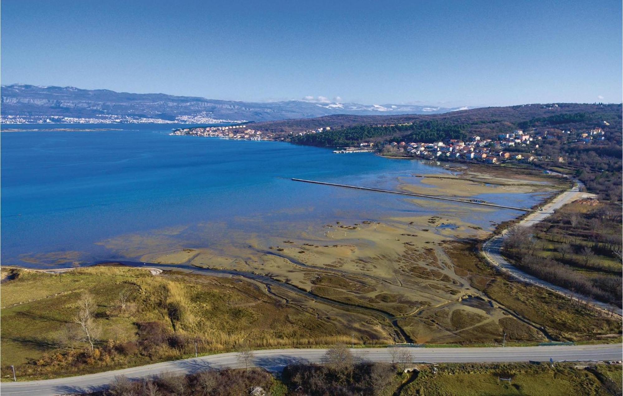 Gorgeous Apartment In Cizici With House Sea View Экстерьер фото